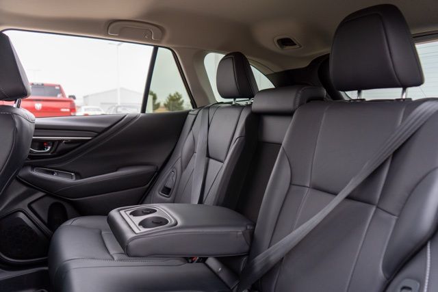 2024 SUBARU OUTBACK - Image 18