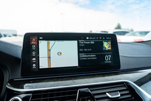 2023 BMW M550I - Image 24