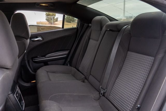 2018 DODGE CHARGER - Image 17