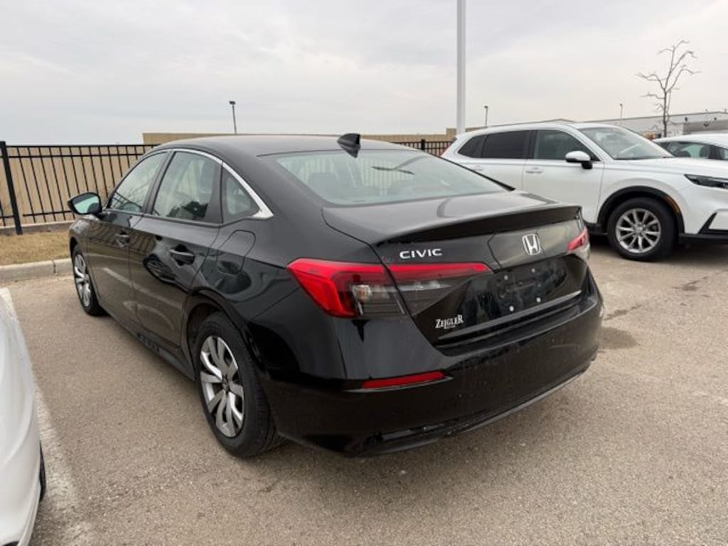 Used 2023 Honda Civic LX Sedan