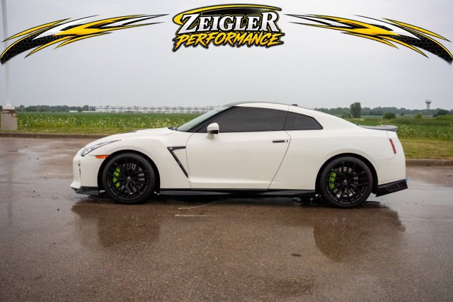 Used 2017 Nissan GT-R Premium Coupe