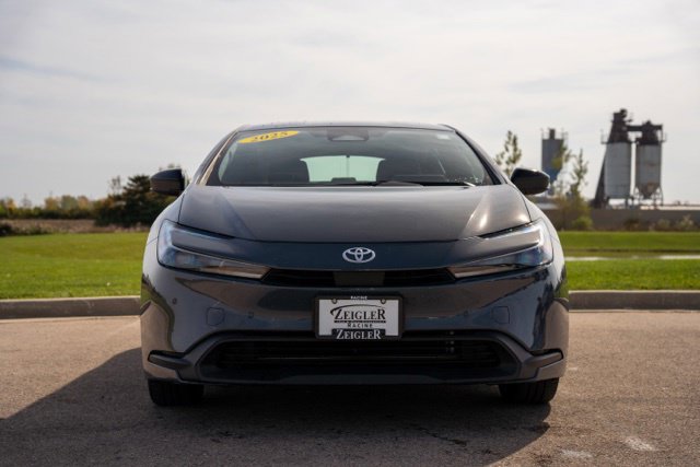 Used 2025 Toyota Prius LE Hatchback