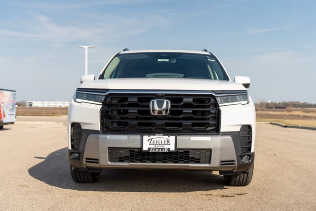 New 2026 Honda Pilot Touring SUV