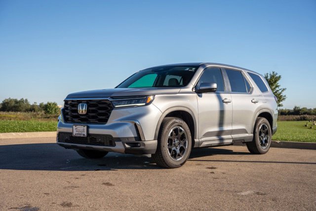 Used 2025 Honda Pilot EX-L SUV