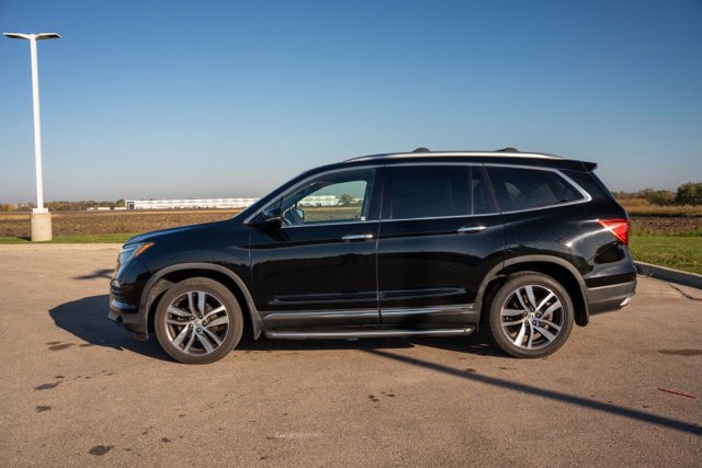 Used 2017 Honda Pilot Elite SUV