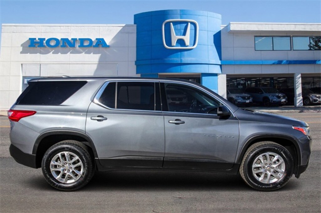 Used 2021 Chevrolet Traverse LS w/1LS SUV