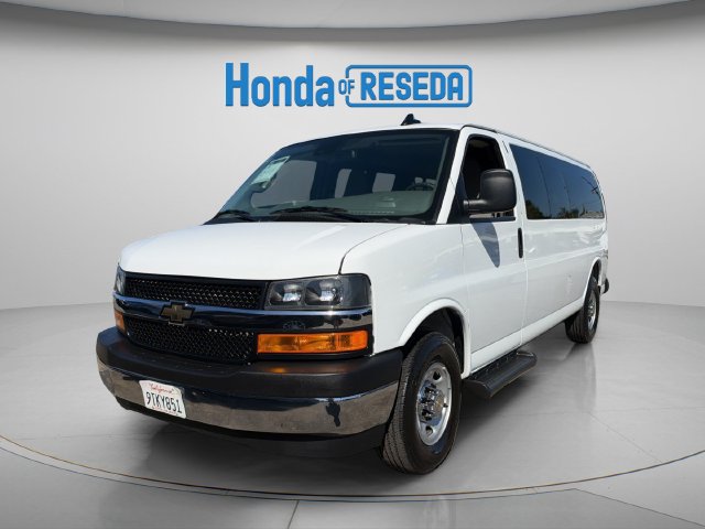 2025 Chevrolet Express Passenger
