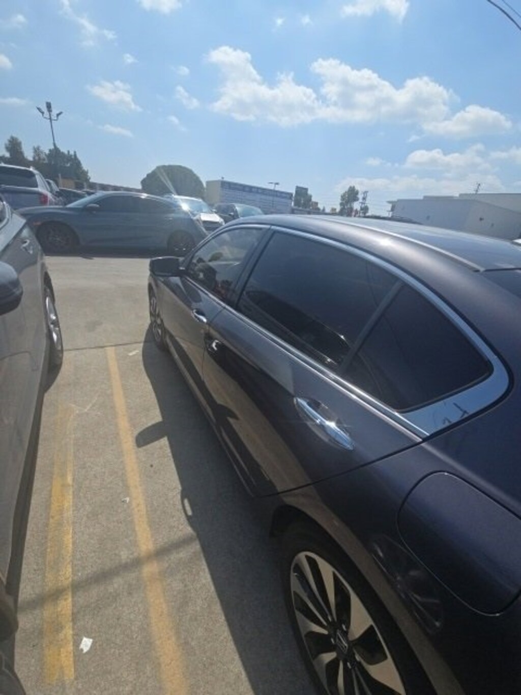 Used 2017 Honda Accord Hybrid EX-L Sedan