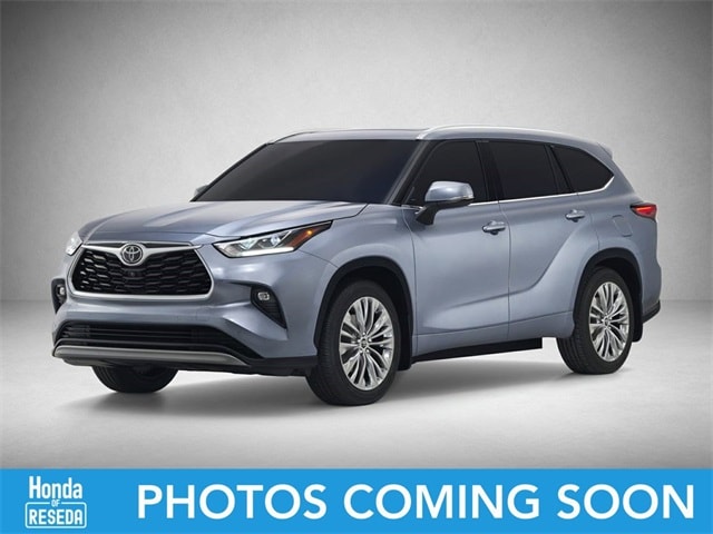 2022 Toyota Highlander SUV 