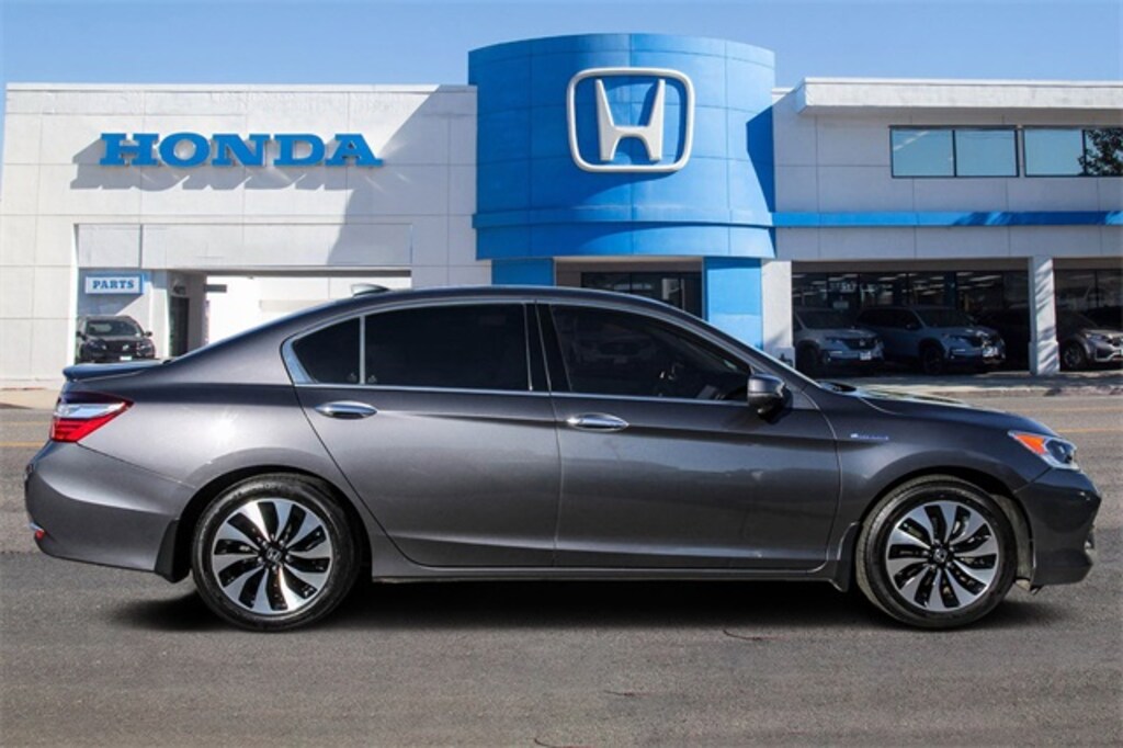 Used 2017 Honda Accord Hybrid EX-L Sedan