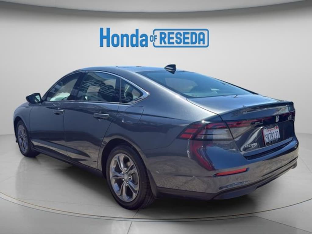 Used 2024 Honda Accord EX Sedan