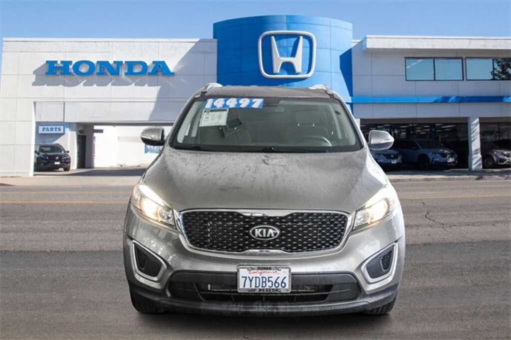 Used 2017 Kia Sorento 2.4L LX SUV