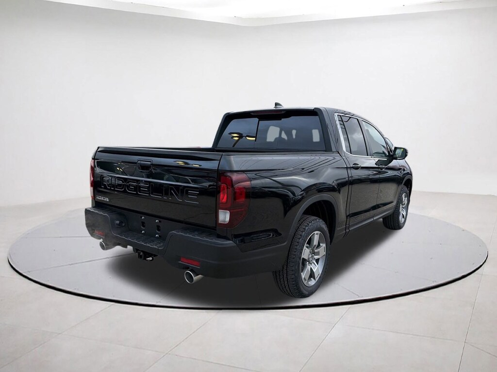 New 2026 Honda Ridgeline RTL Truck Crew Cab