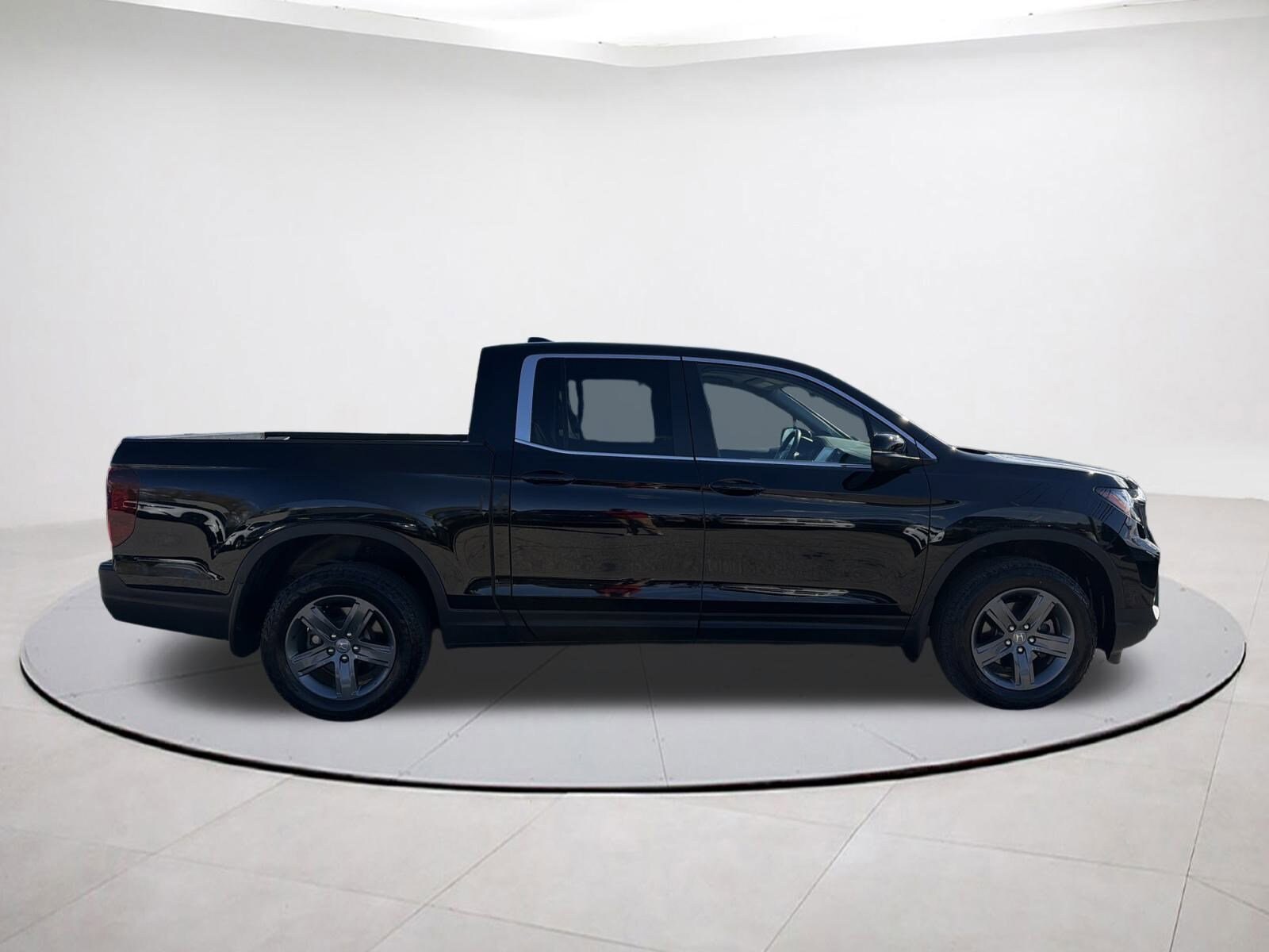 2023 Honda Ridgeline RTL photo 4
