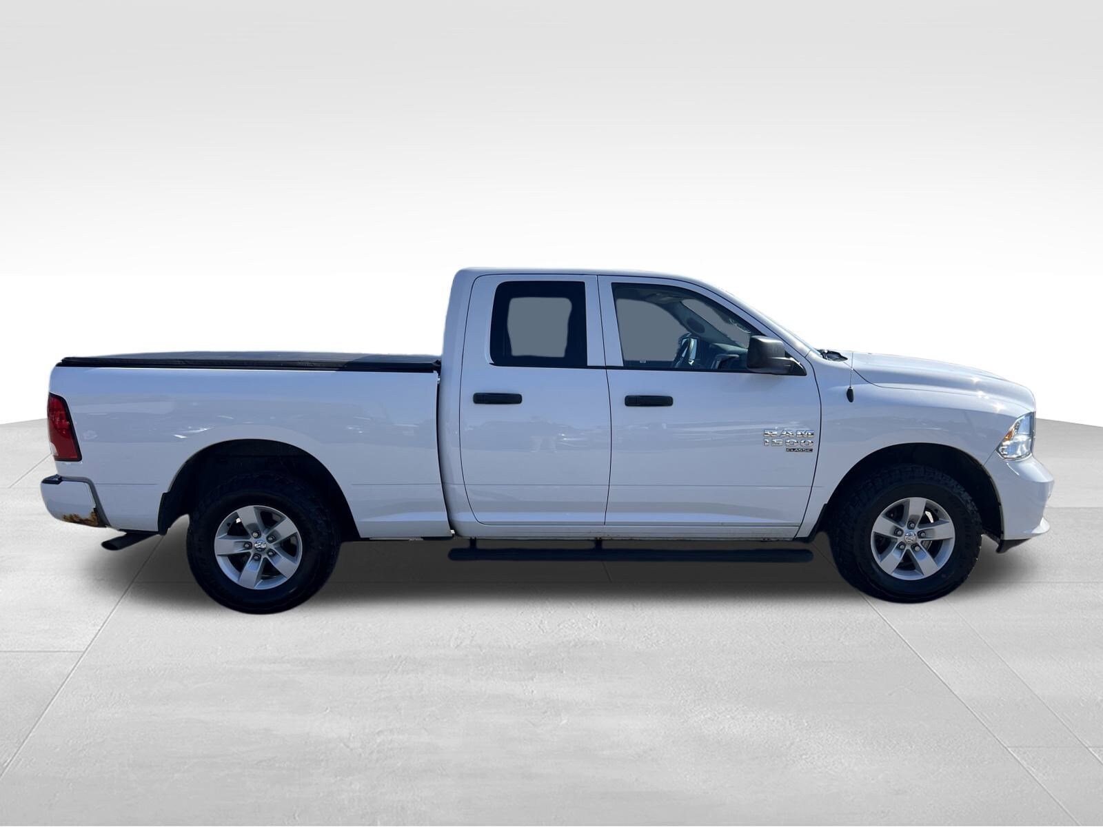 2019 Ram 1500 Classic Express photo 4