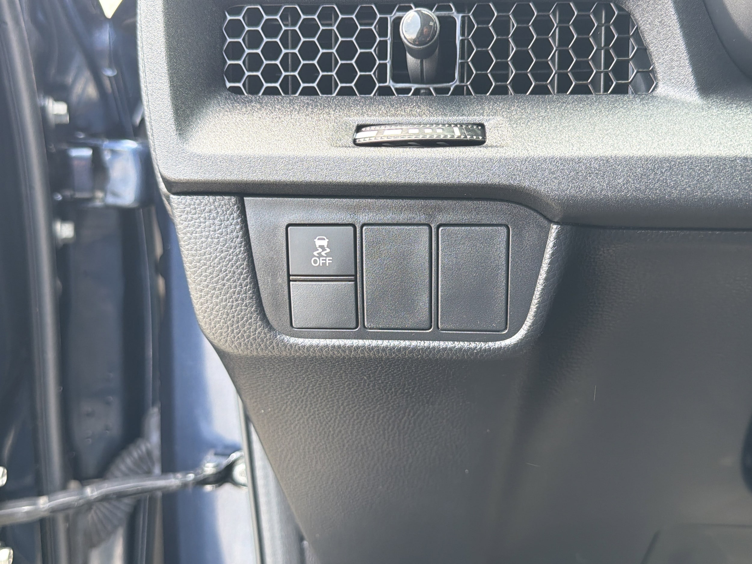 2025 Honda CR-V EX - Photo 18