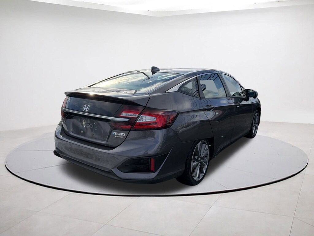 Used 2018 Honda Clarity Plug-In Hybrid Touring Sedan