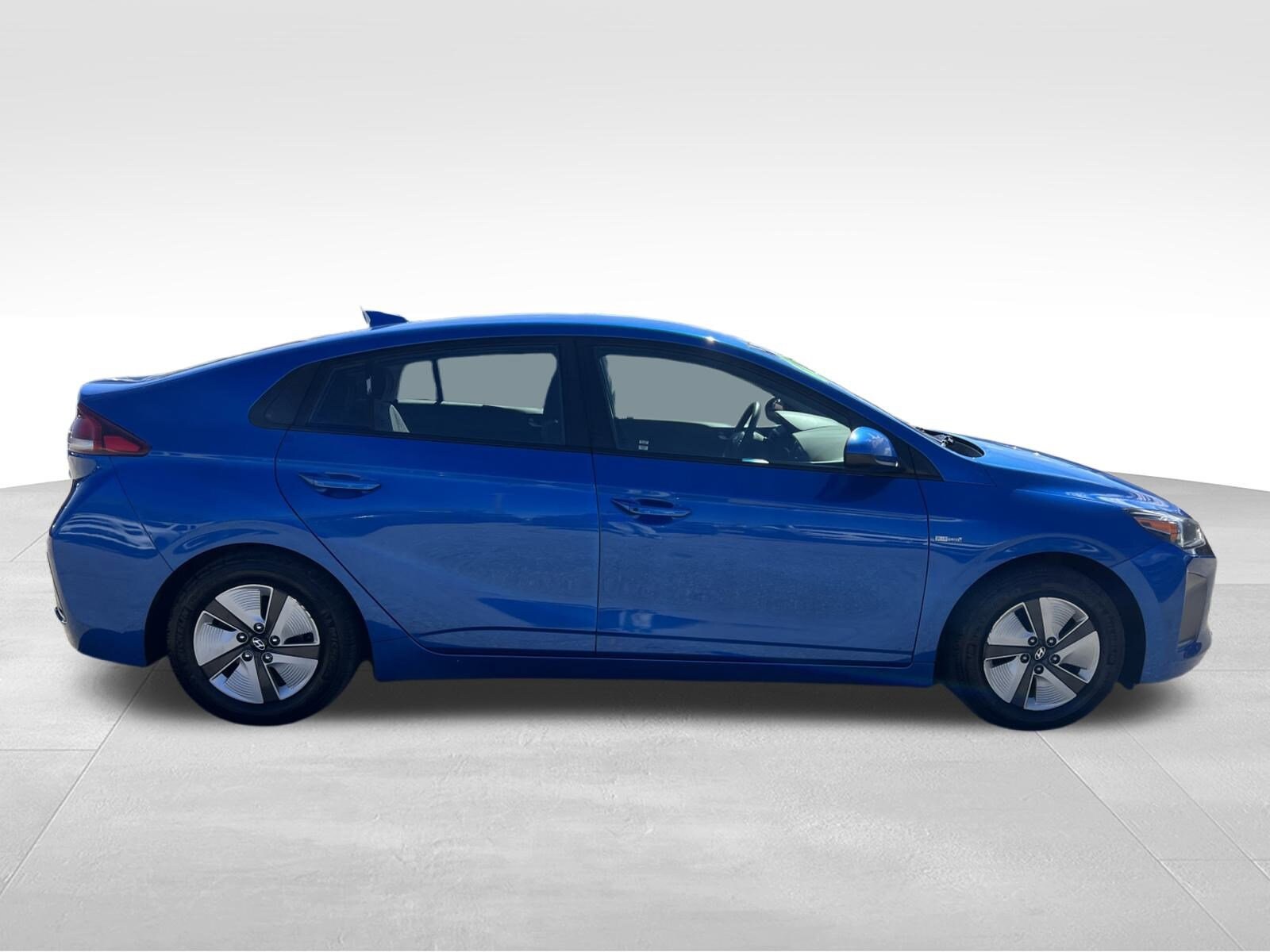 2018 Hyundai Ioniq Blue photo 4