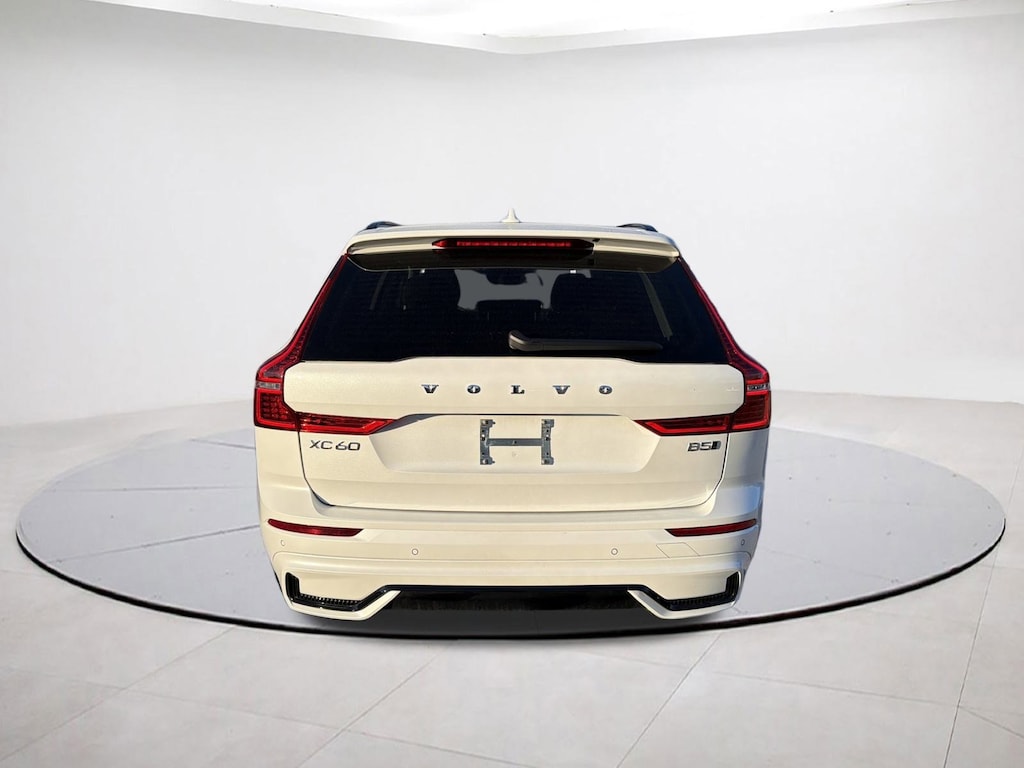 Used 2025 Volvo XC60 Plus B5 AWD Plus