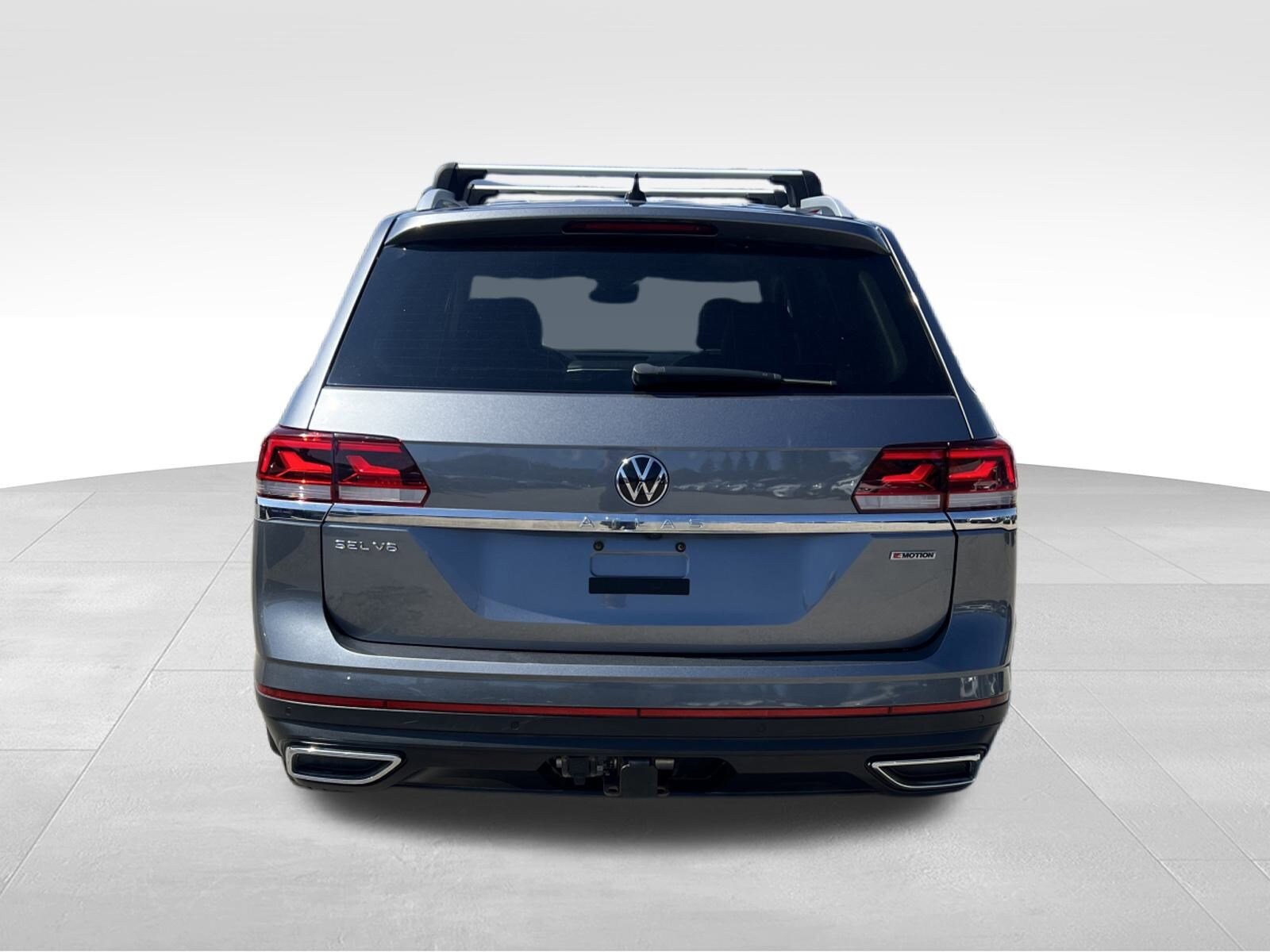 2022 Volkswagen Atlas V6 SEL photo 3