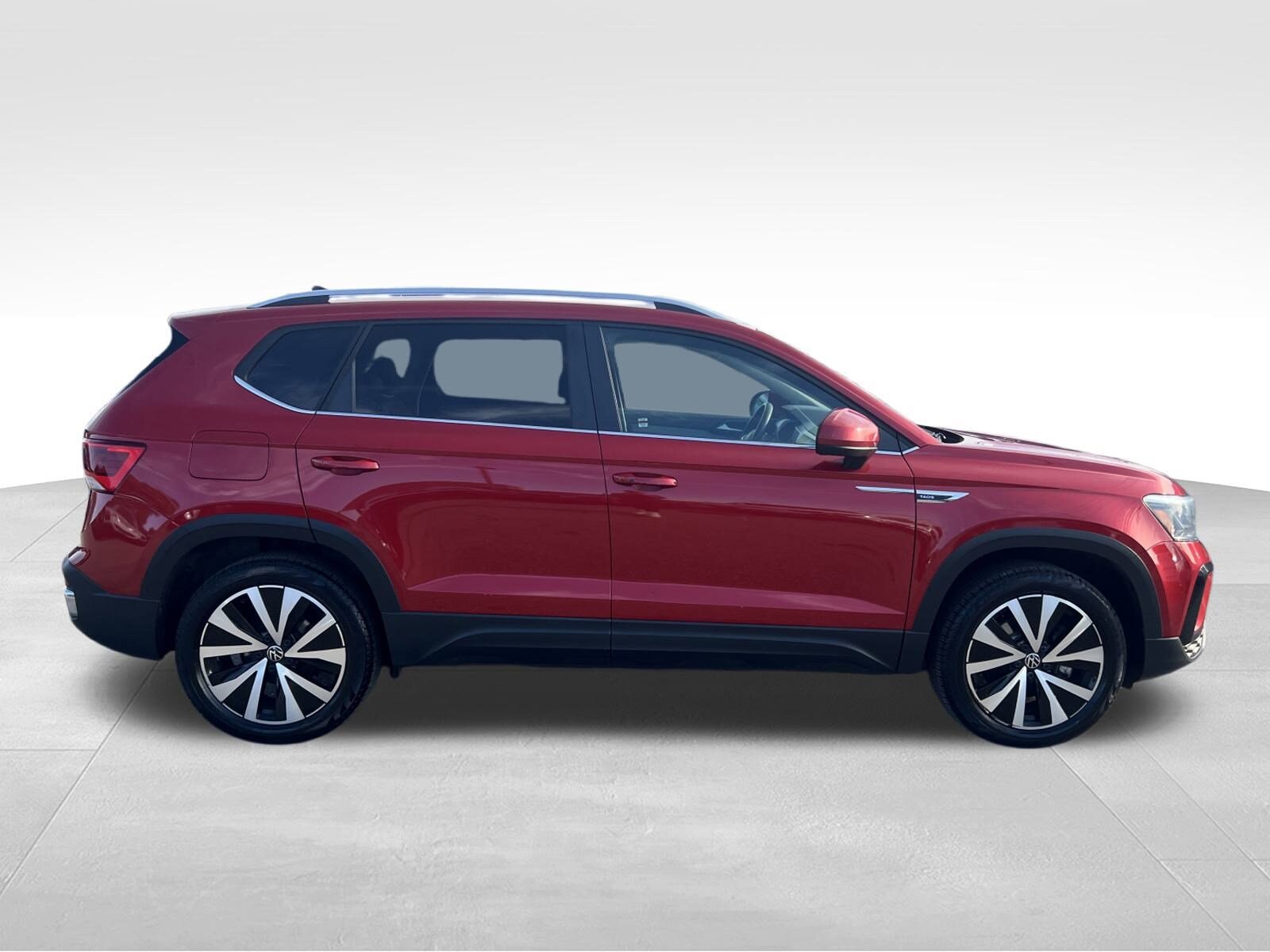 2022 Volkswagen Taos SE photo 4