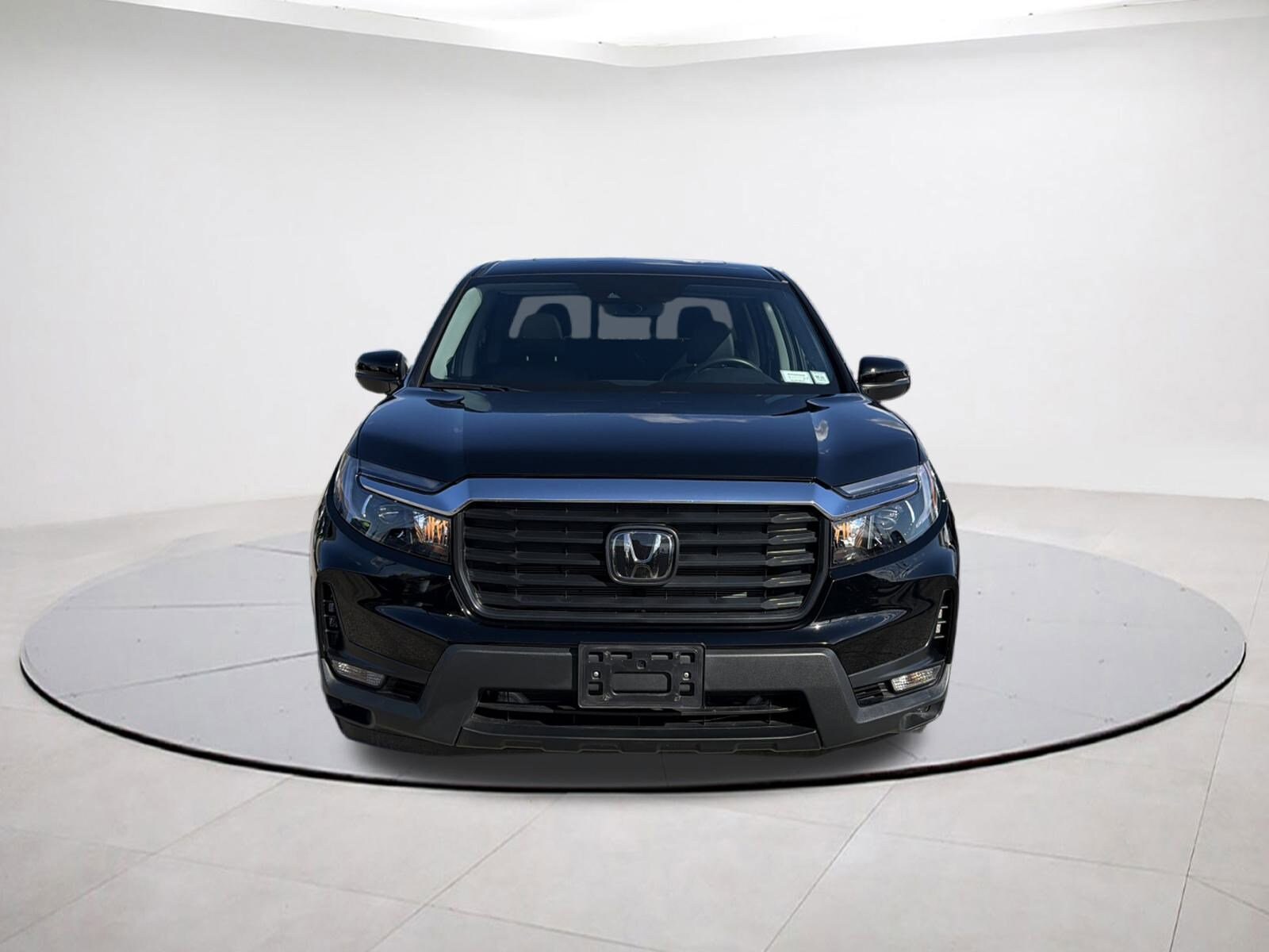 2023 Honda Ridgeline RTL photo 2