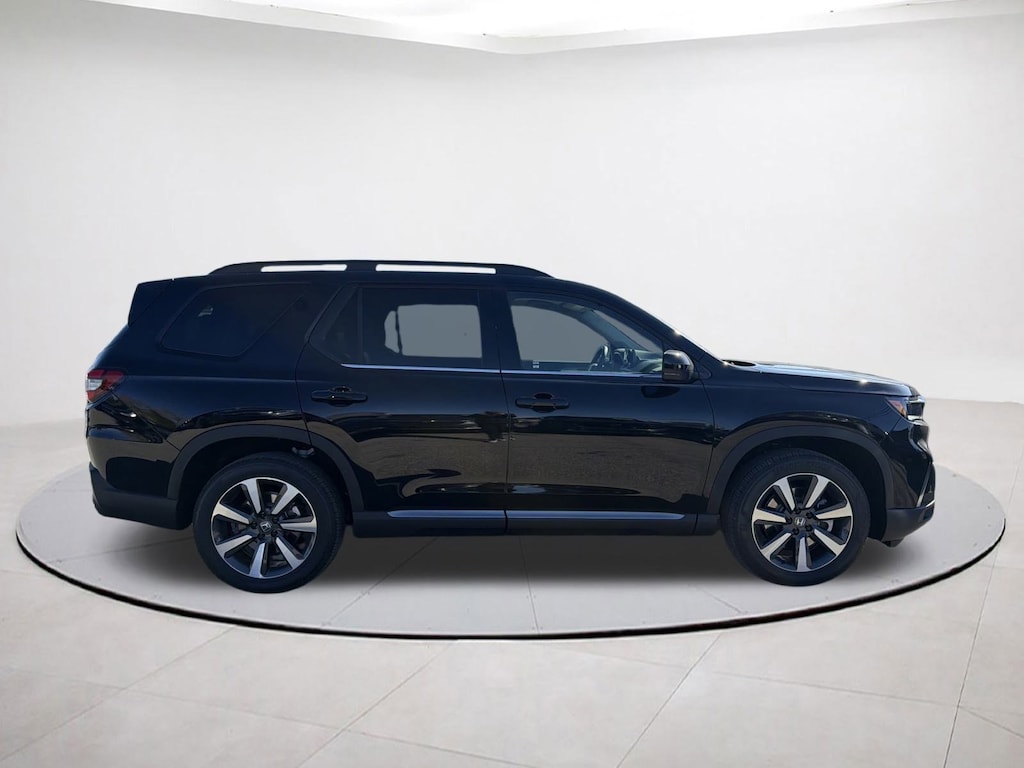 New 2025 Honda Pilot Touring SUV