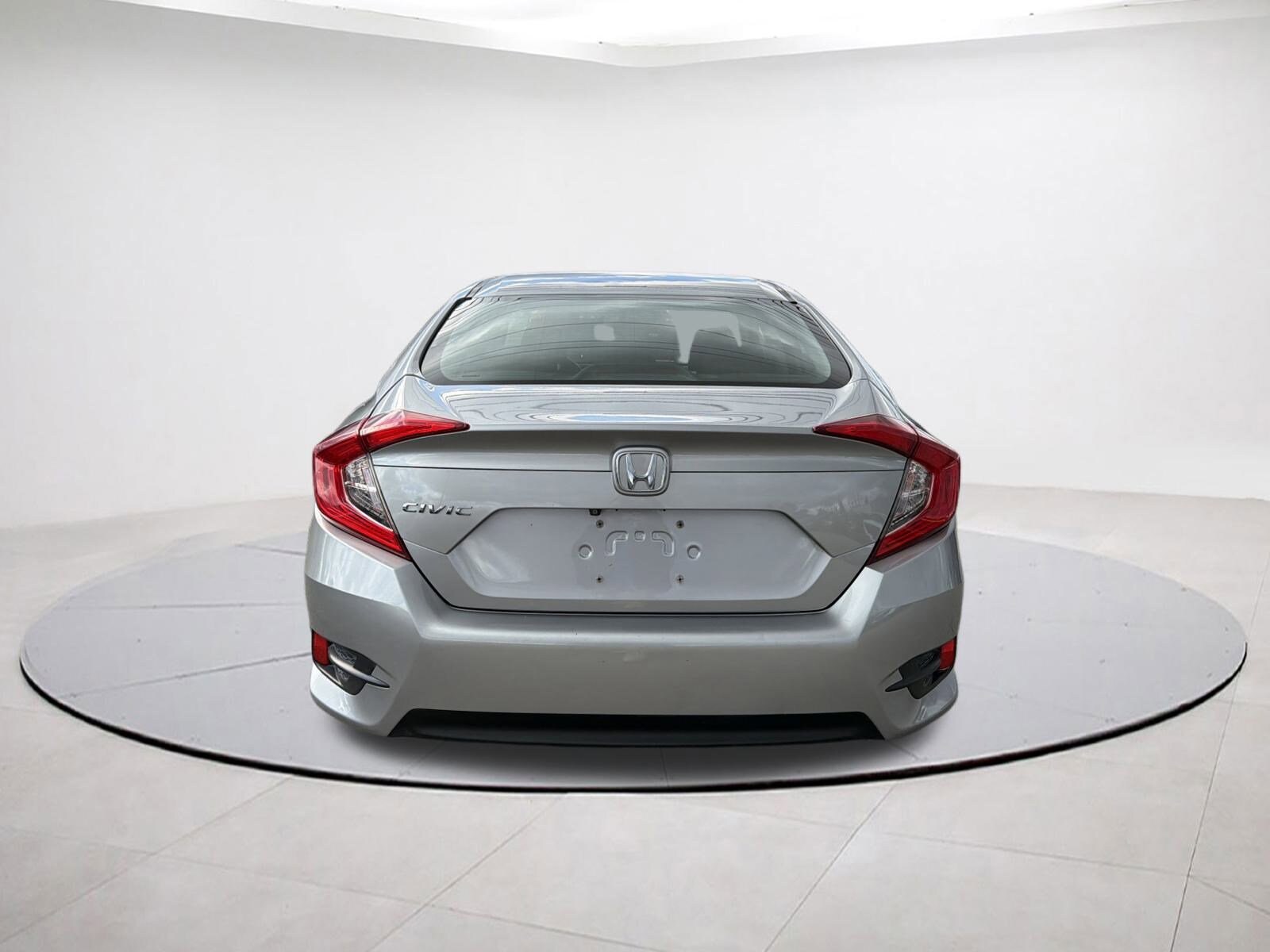 2018 Honda Civic LX photo 4