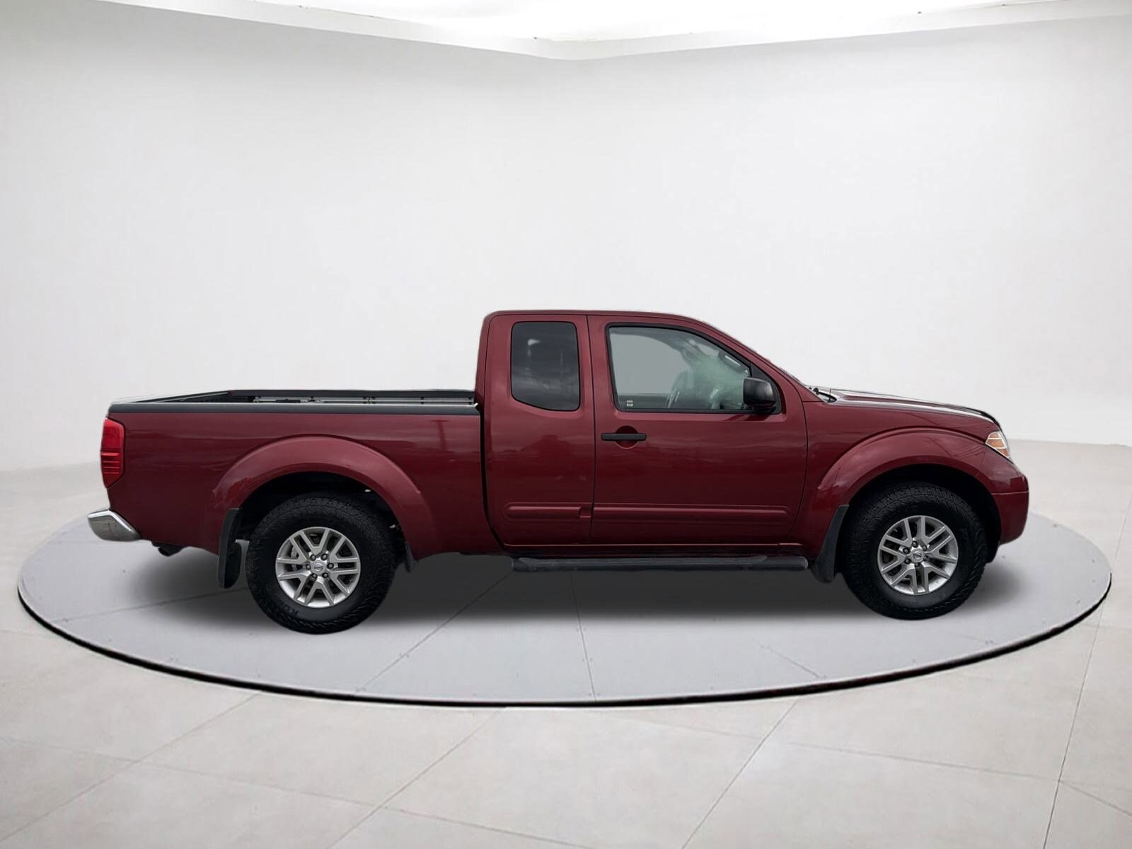 2015 Nissan Frontier King Cab SV photo 4