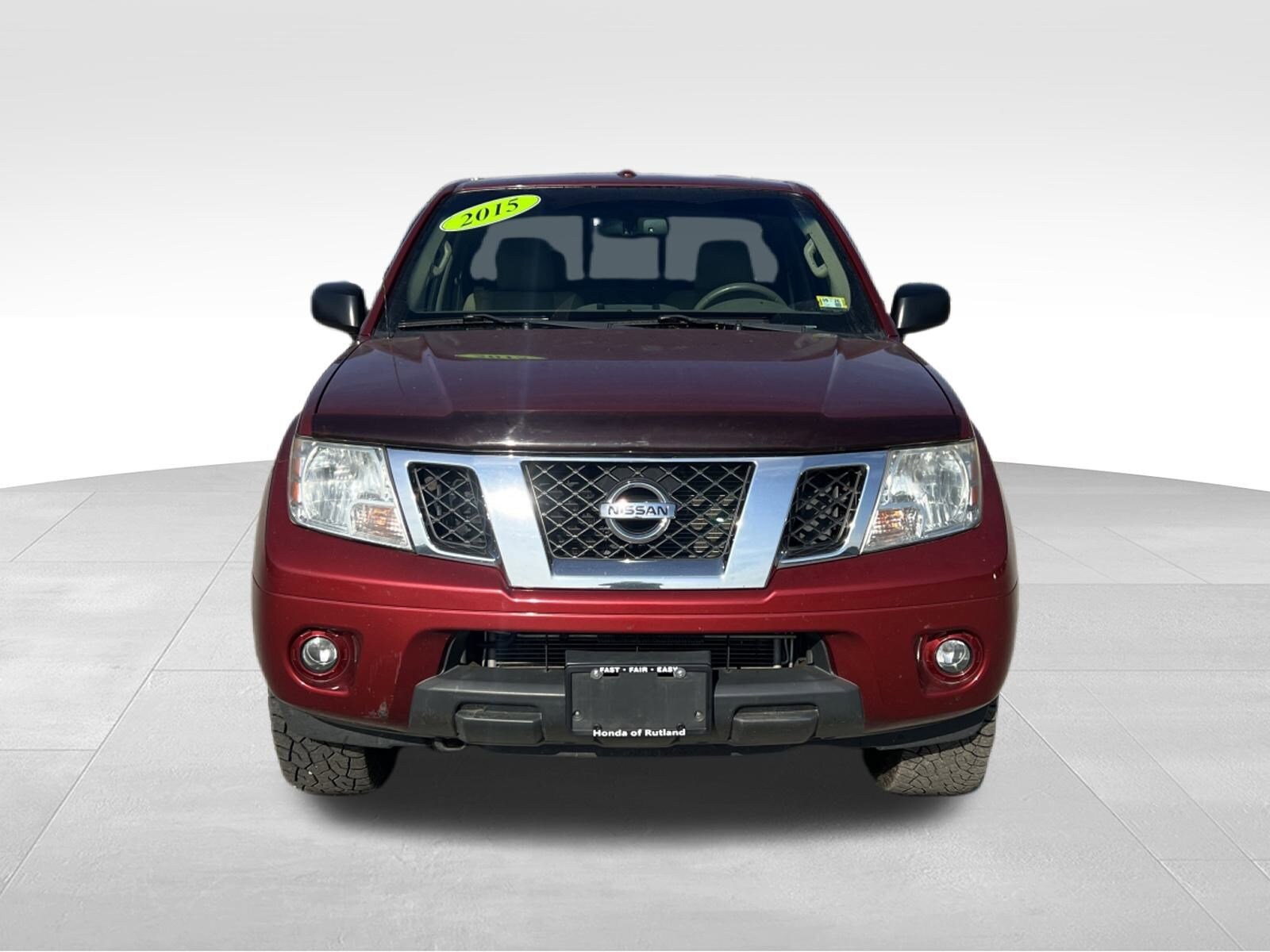 2015 Nissan Frontier King Cab SV photo 2