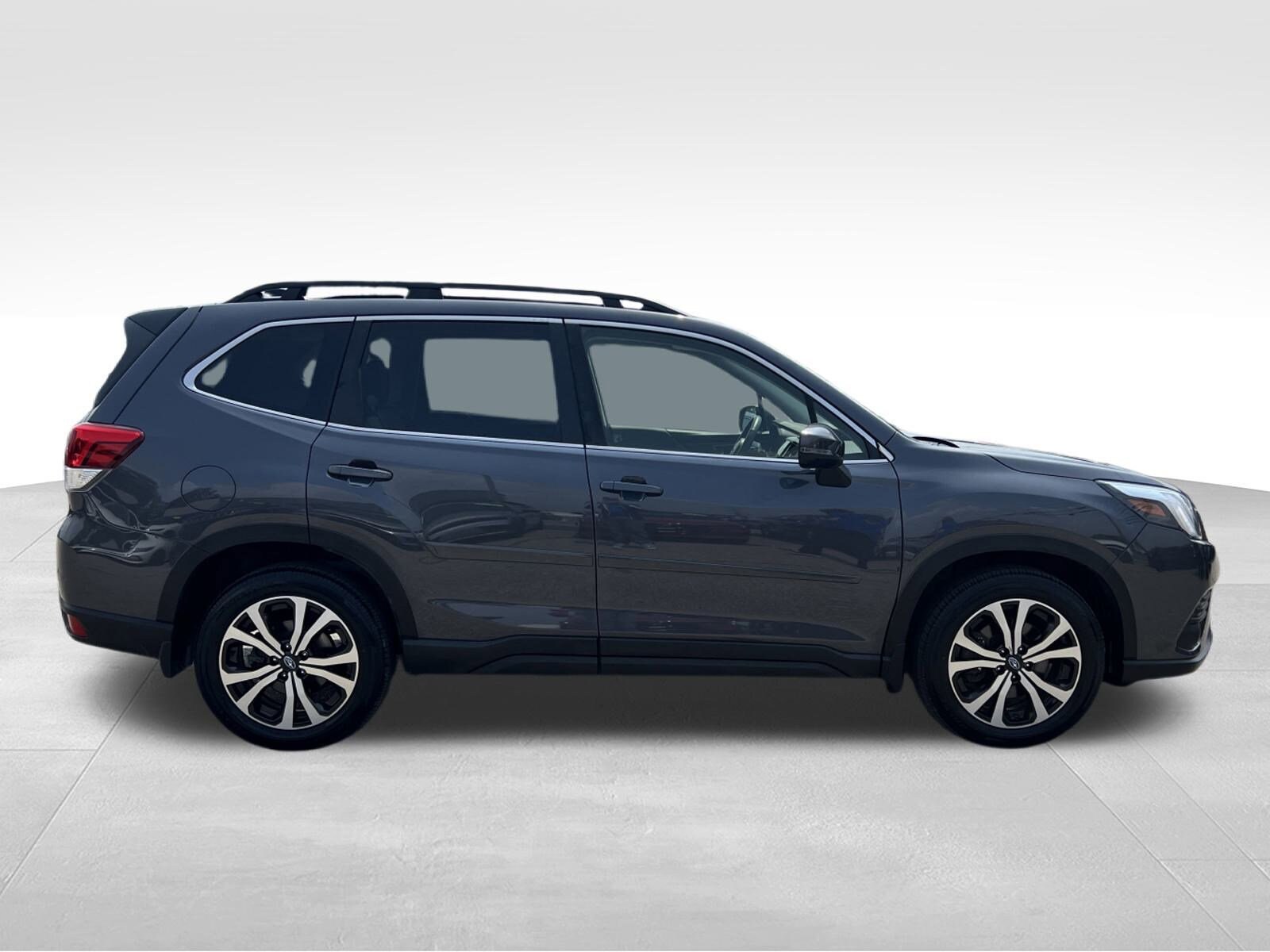 2024 Subaru Forester Limited photo 4