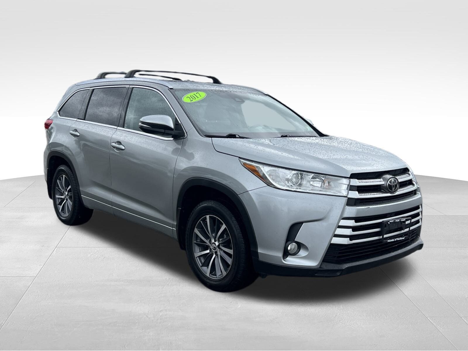 2017 Toyota Highlander XLE photo 3