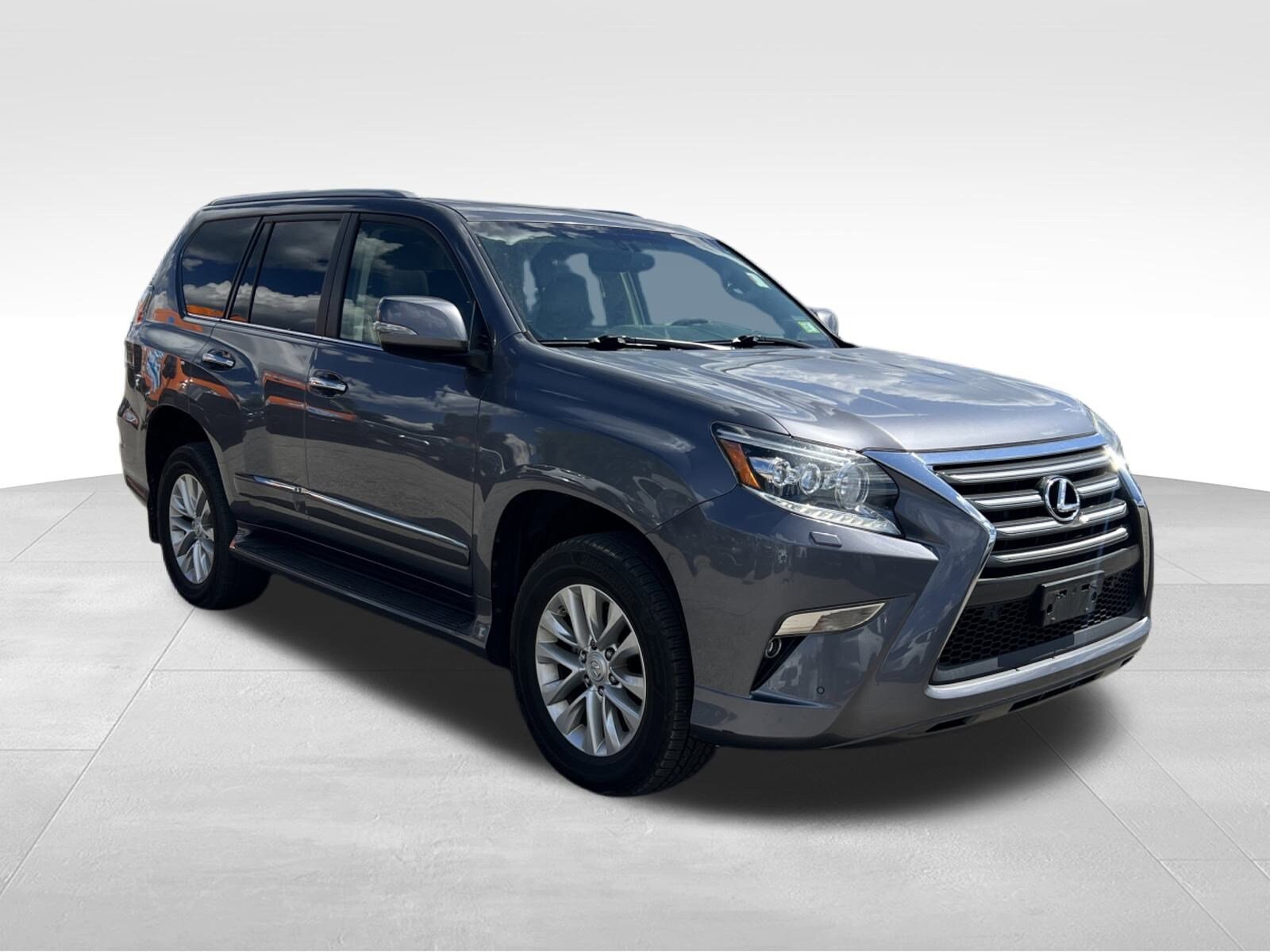 2015 Lexus GX 460 photo 3
