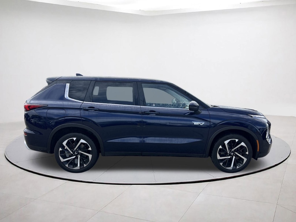 Used 2023 Mitsubishi Outlander Phev