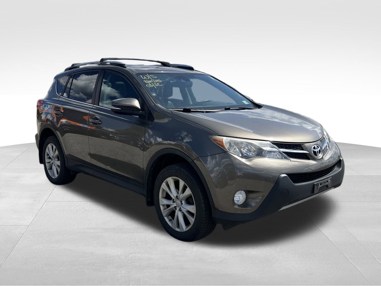 2014 Toyota RAV4 Limited photo 3