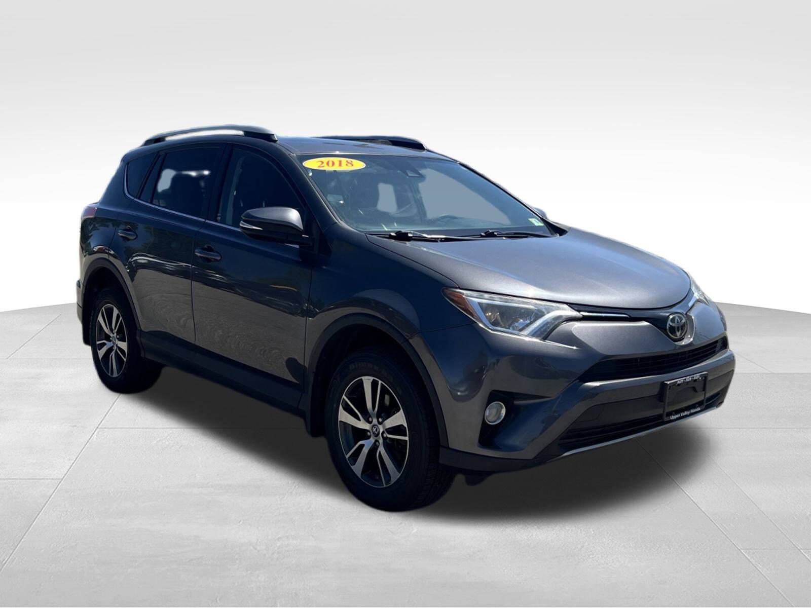 2018 Toyota RAV4 XLE photo 3