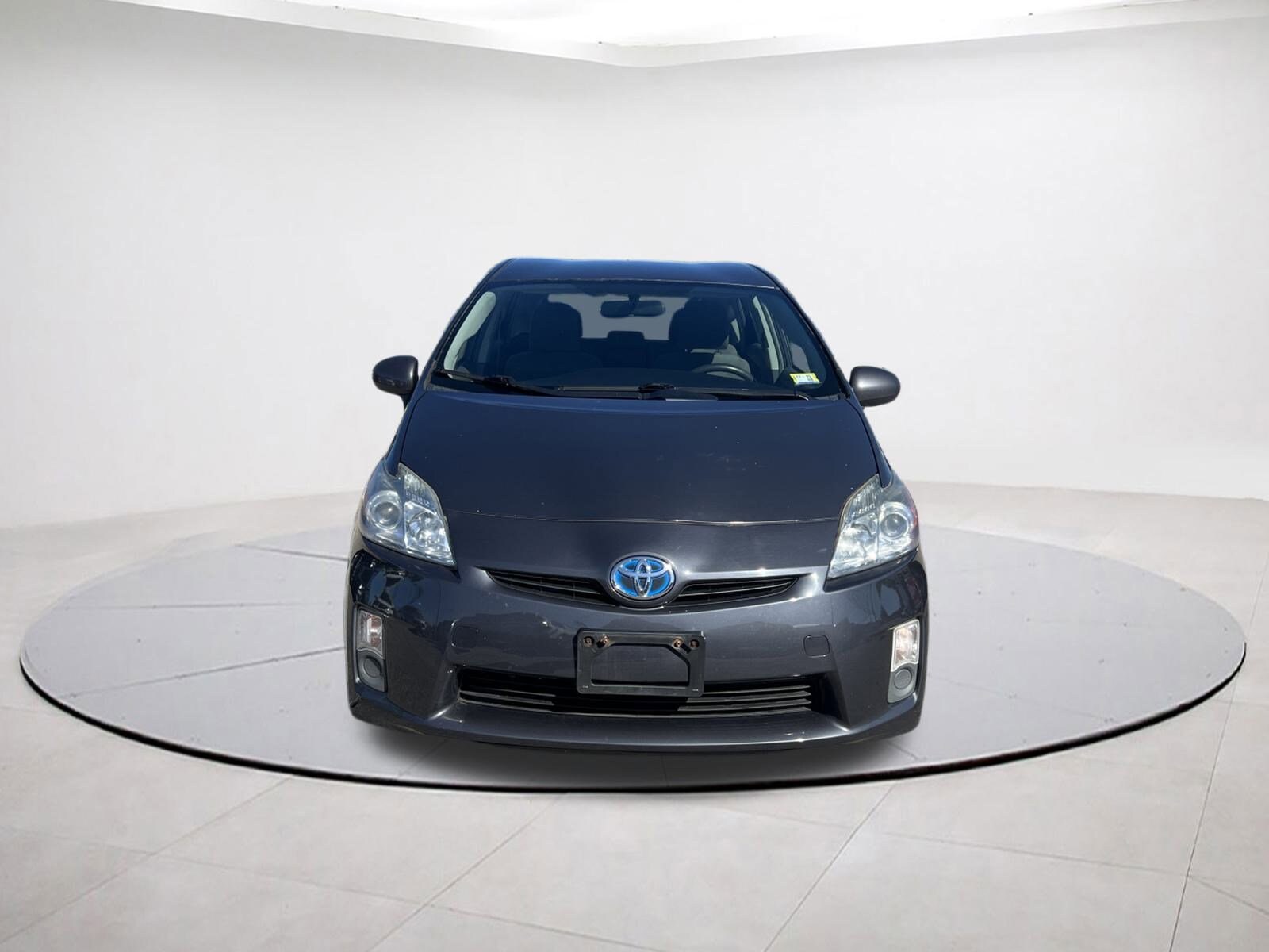 2010 Toyota Prius Base photo 2