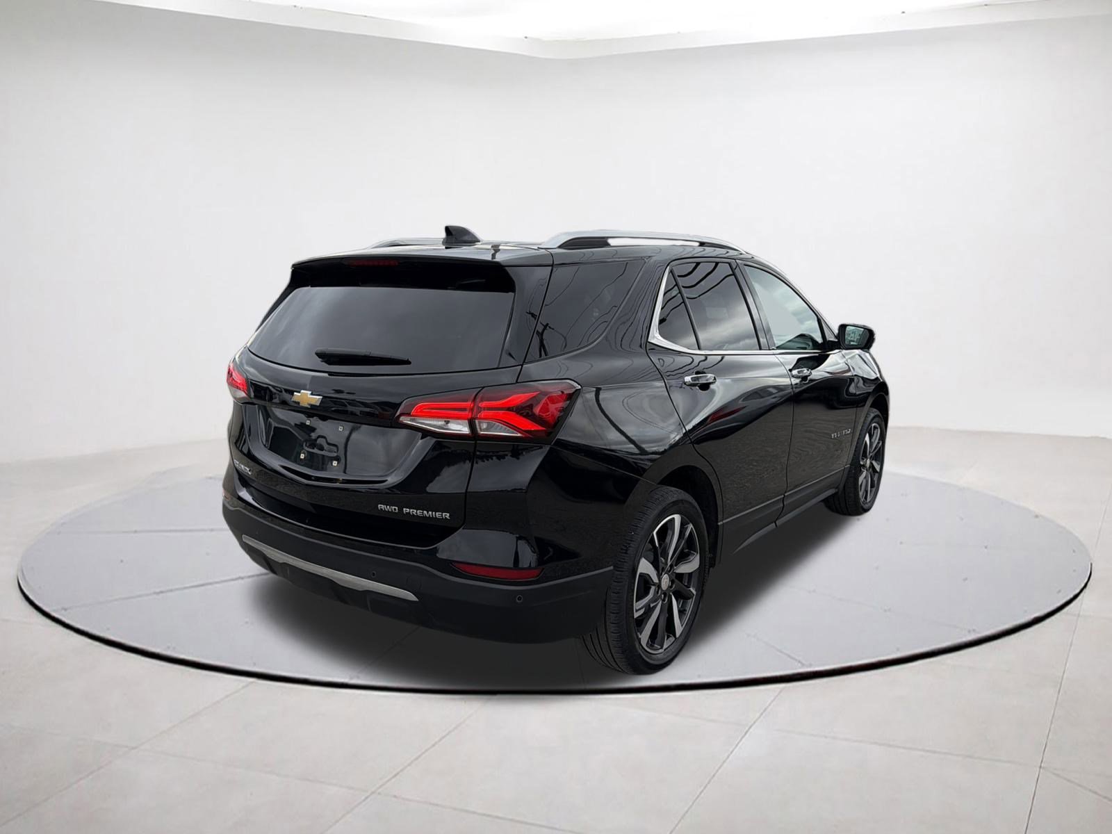 2023 Chevrolet Equinox Premier photo 3