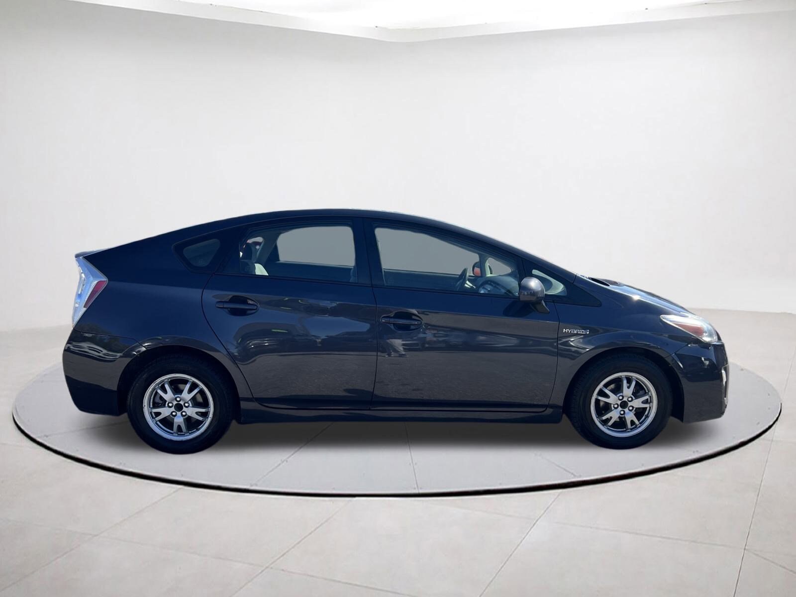 2010 Toyota Prius Base photo 4