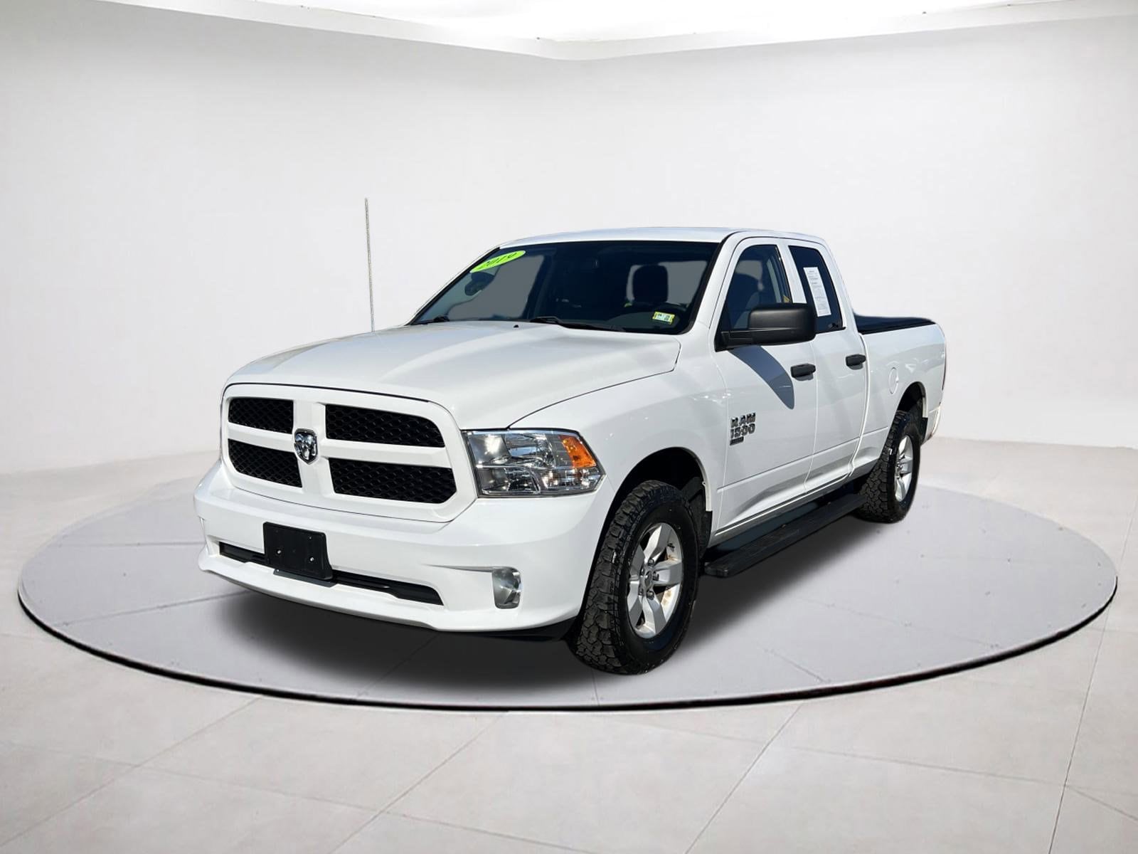 2019 Ram 1500 Classic Express 4x4 Quad Cab 64 Box 