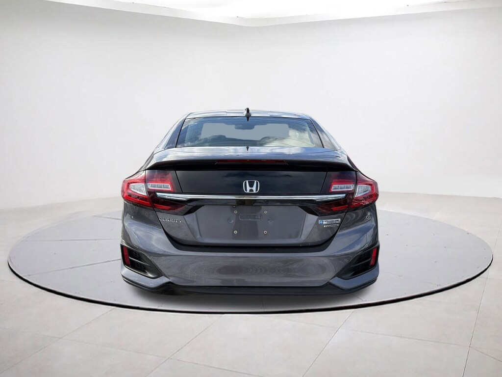 Used 2018 Honda Clarity Plug-In Hybrid Touring Sedan