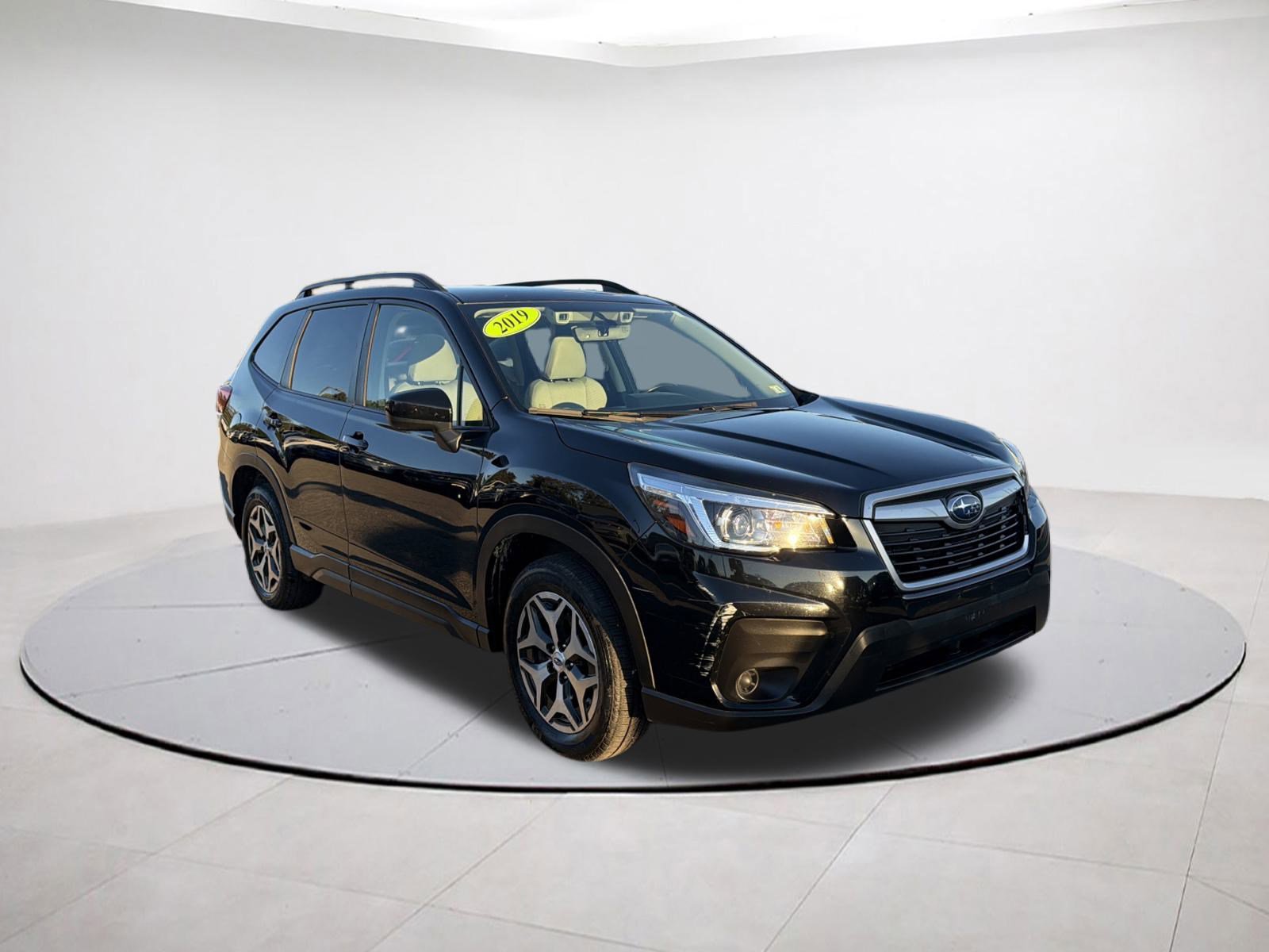 2019 Subaru Forester 2.5i Premium photo 2