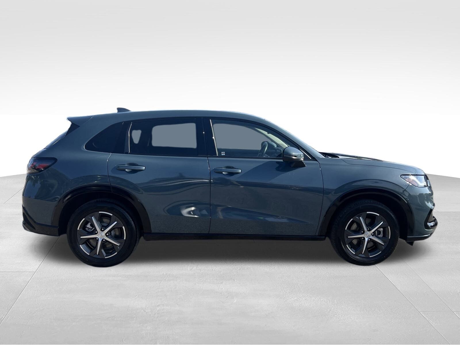 2025 Honda HR-V EX-L photo 4