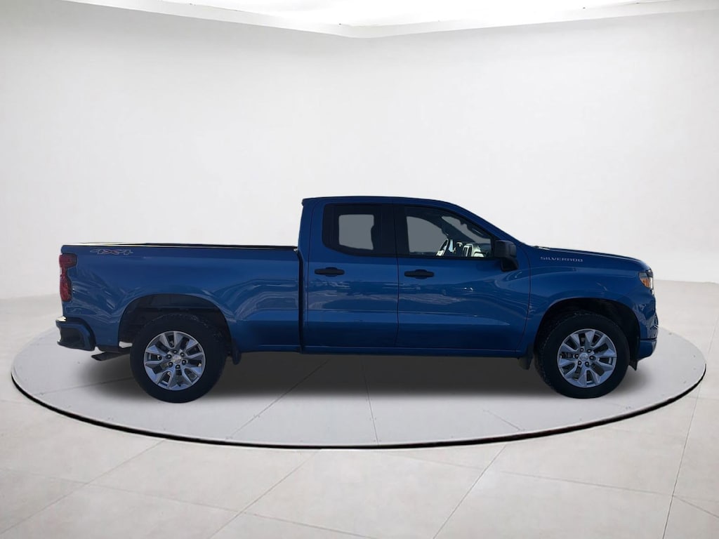 Used 2022 Chevrolet Silverado 1500 Custom 4WD Double Cab 147 Custom