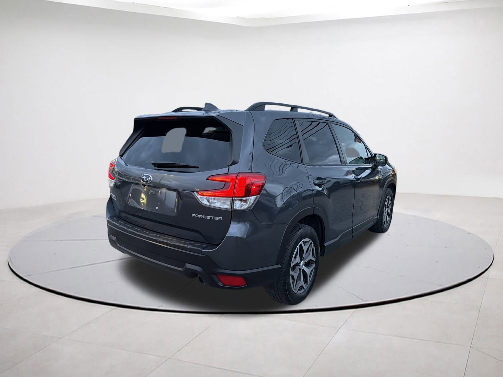 2020 Subaru Forester Premium photo 2