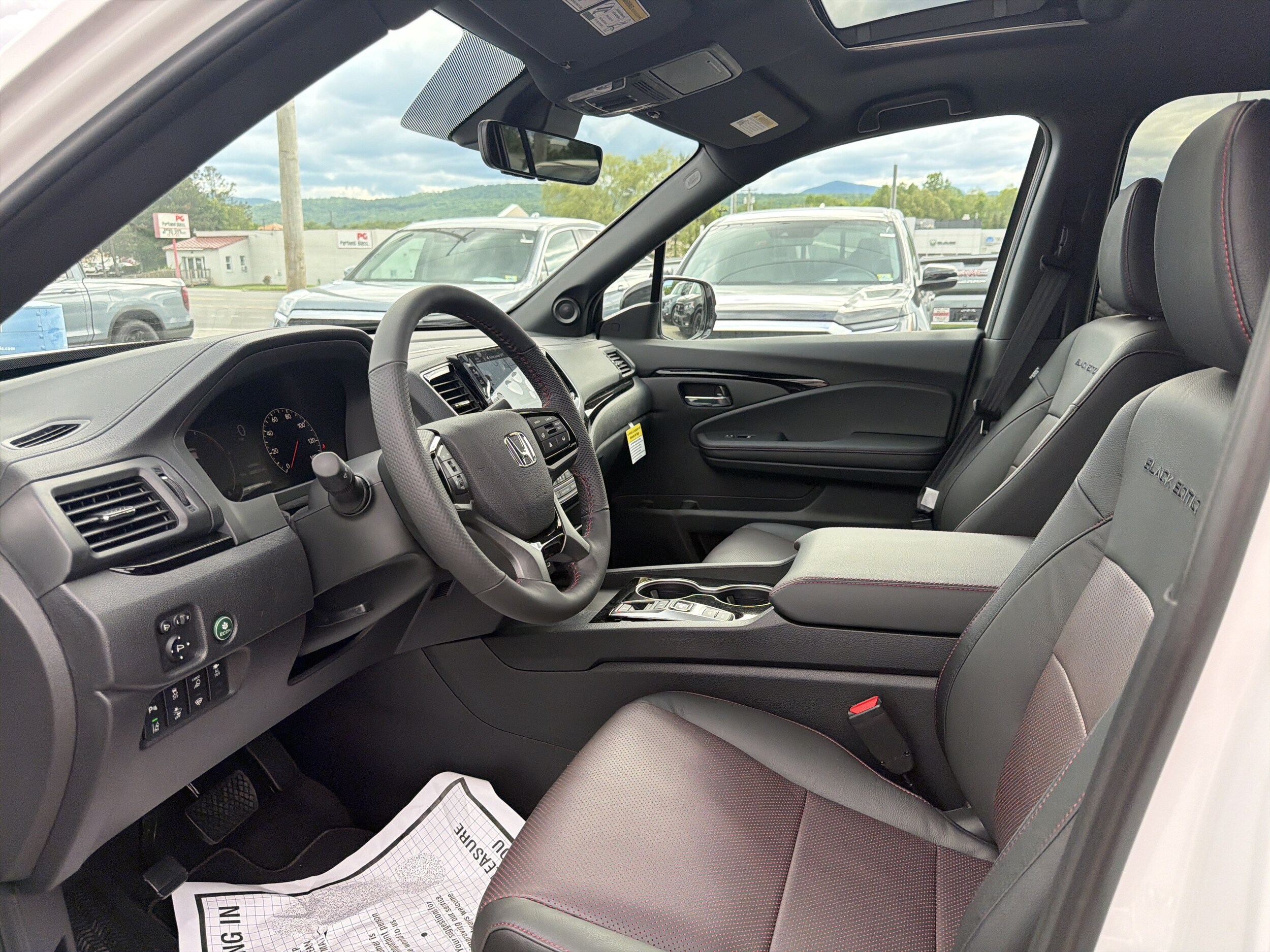 2026 Honda Ridgeline Black Edition - Photo 10