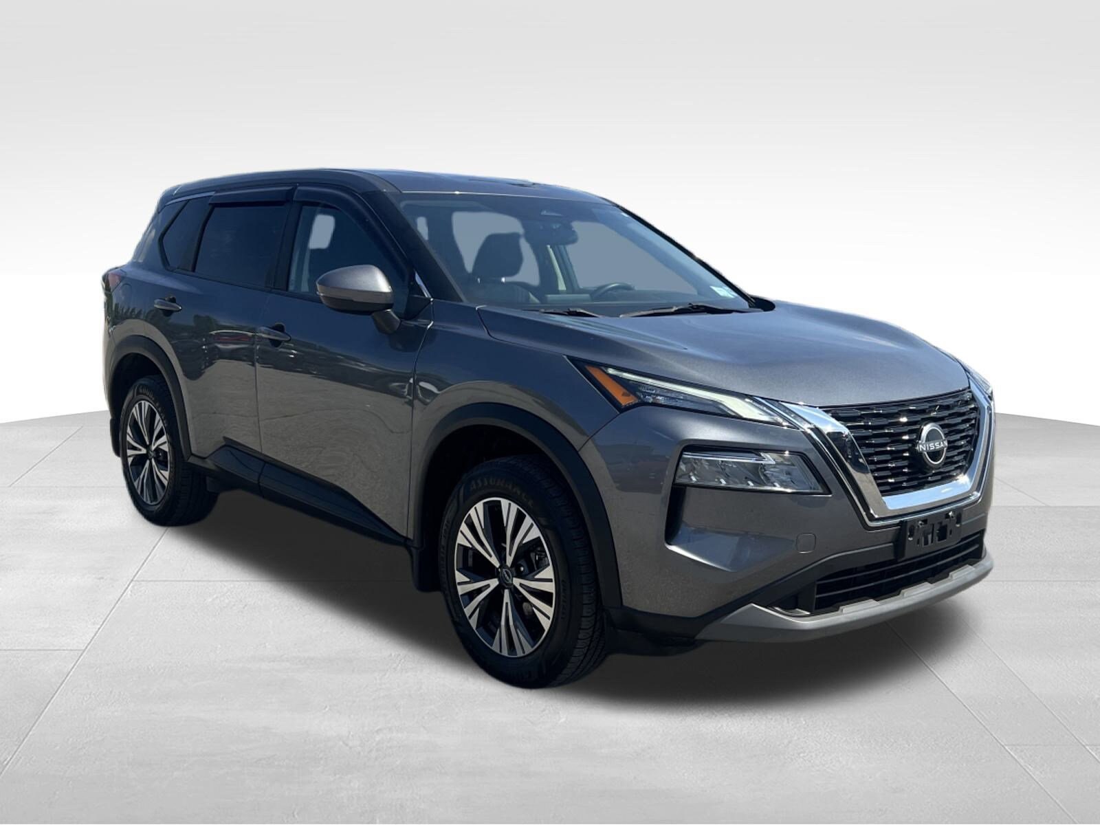 2022 Nissan Rogue AWD SV photo 2