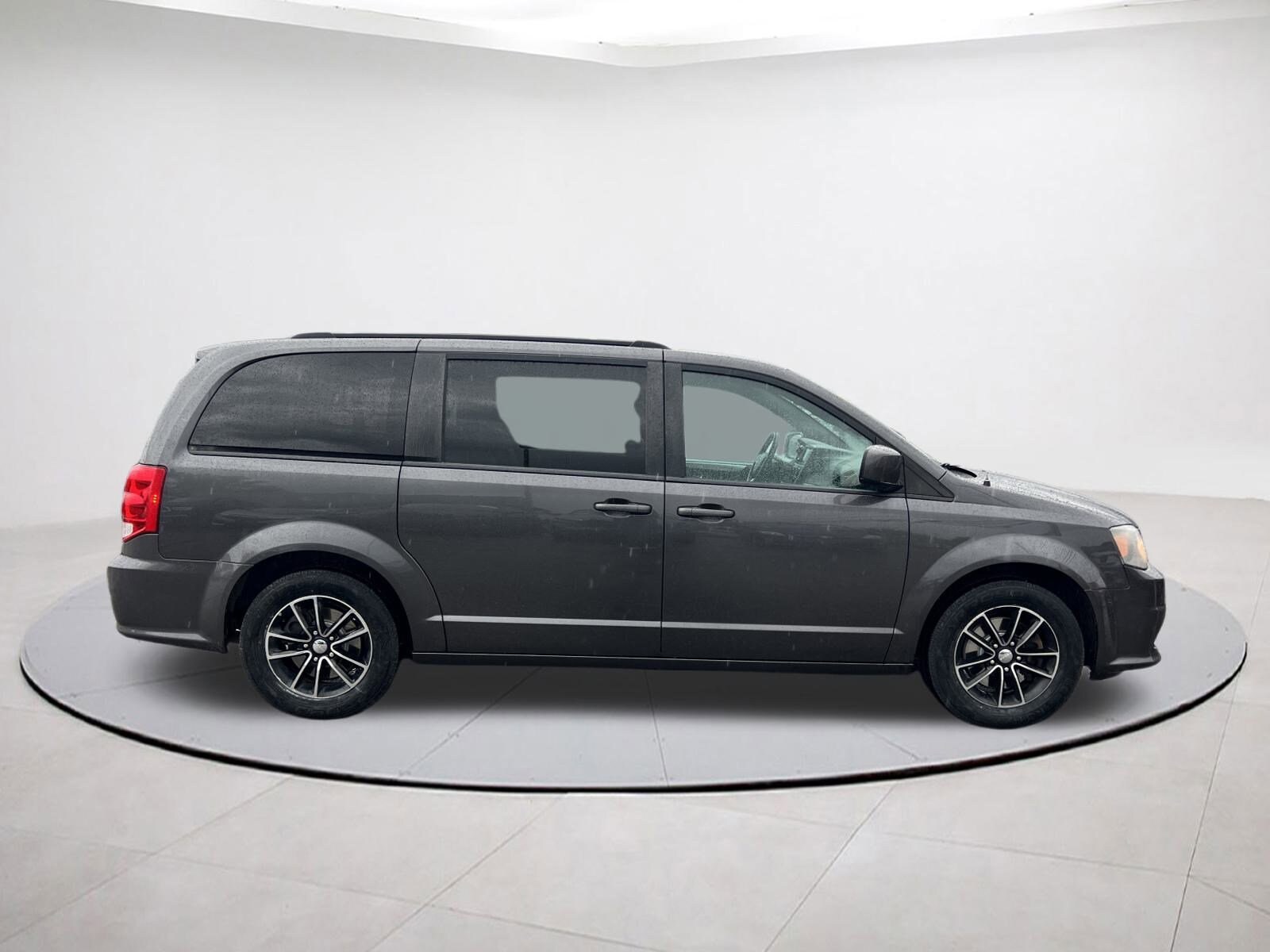 2018 Dodge Grand Caravan GT photo 4