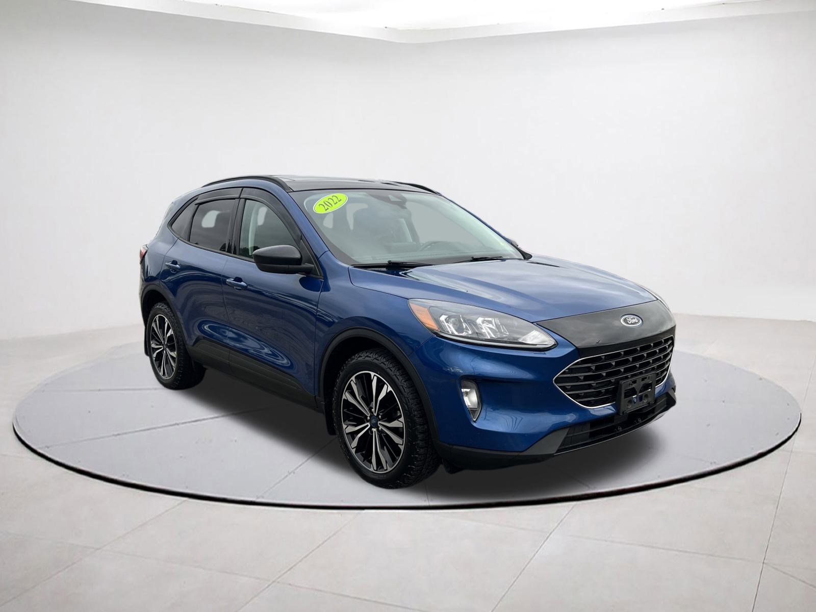 2022 Ford Escape SEL photo 3