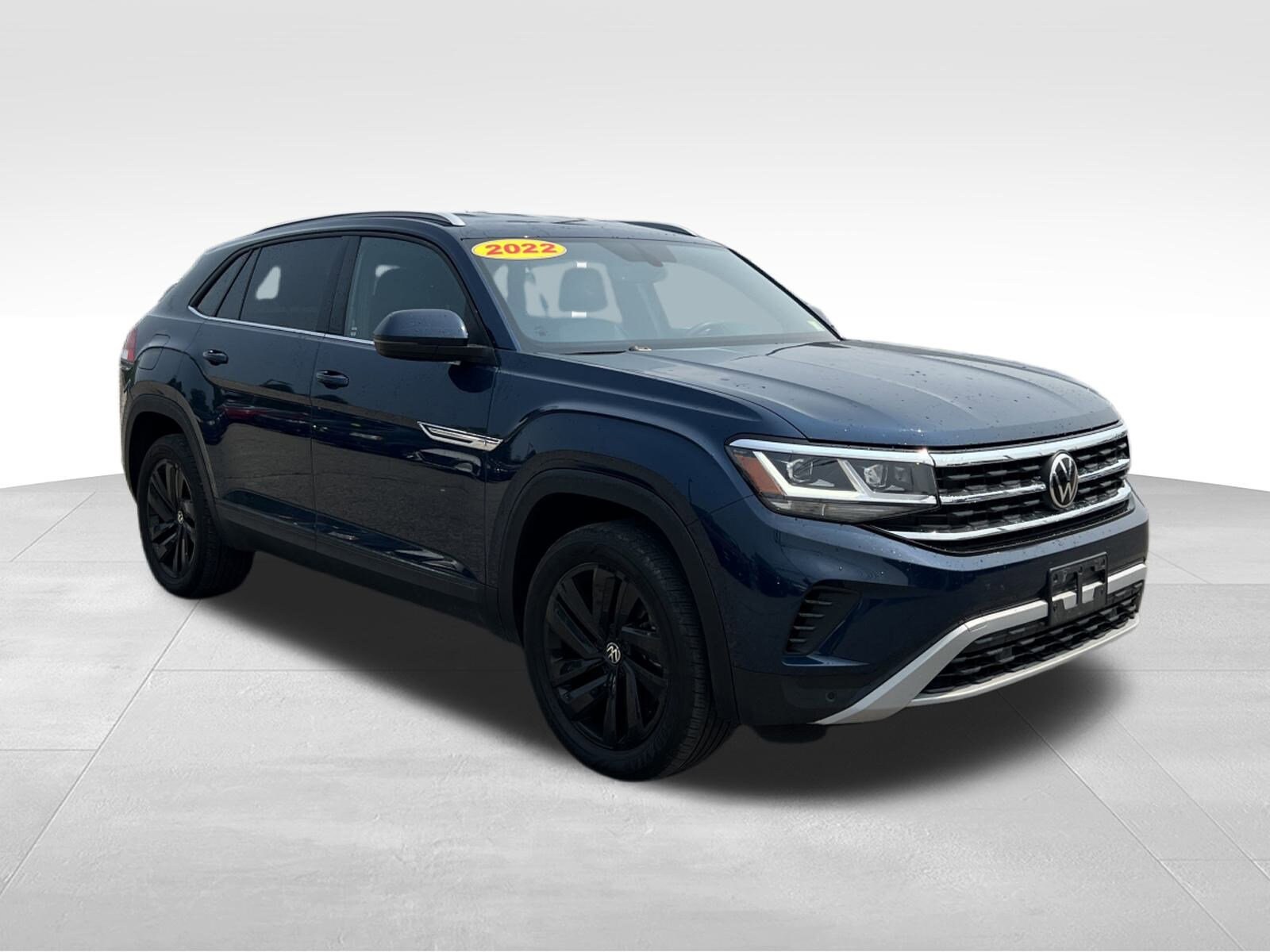 2022 Volkswagen Atlas Cross Sport SE Technology photo 3